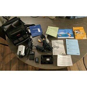 Sony Handycam DCR-SR42 30GB HDD Camcorder Digital Camera Recorder New Batteries!